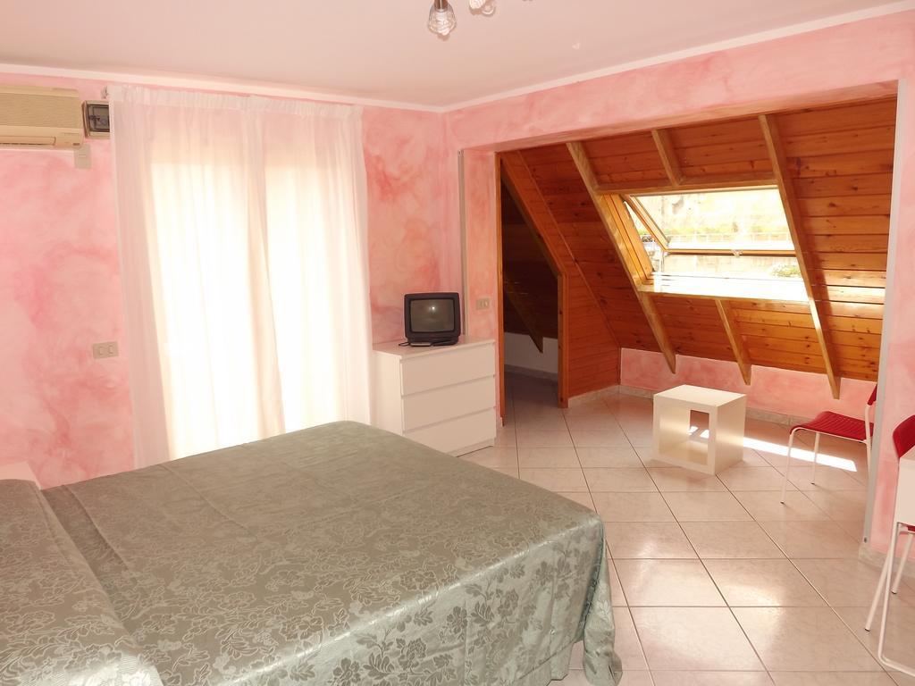 Villa Jovanna レトイアンニ 部屋 写真
